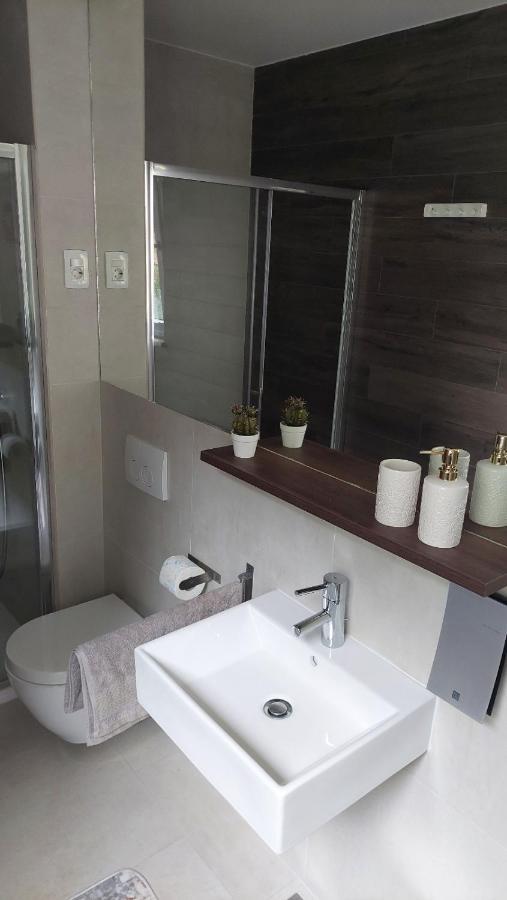 Villa Jolara-Luxury Apartment A8 Mimice Zewnętrze zdjęcie